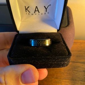 Mens Ceramic/carbon fiber ring